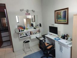https://img.olx.com.br/thumbs256x256/99/990594760872102.jpg