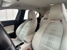 https://img.olx.com.br/thumbs256x256/99/990597158408234.jpg