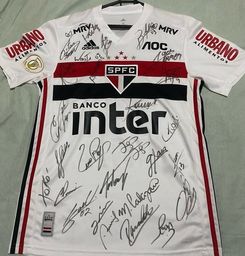 Título do anúncio: Camiseta do São Paulo FC autografada 