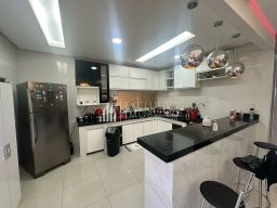 https://img.olx.com.br/thumbs256x256/99/991529406489930.jpg