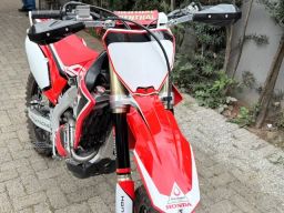 https://img.olx.com.br/thumbs256x256/99/991581165293412.jpg