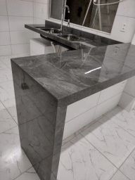 https://img.olx.com.br/thumbs256x256/99/992471073777735.jpg
