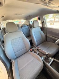 https://img.olx.com.br/thumbs256x256/99/992604680793949.jpg