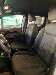 https://img.olx.com.br/thumbs256x256/99/992628215930220.jpg