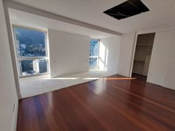 https://img.olx.com.br/thumbs256x256/99/993508287019530.jpg