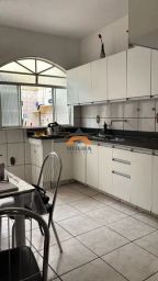 https://img.olx.com.br/thumbs256x256/99/993571500802705.jpg
