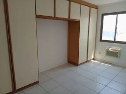 https://img.olx.com.br/thumbs256x256/99/994581642696186.jpg