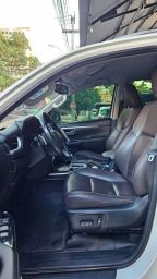 https://img.olx.com.br/thumbs256x256/99/995567031946453.jpg