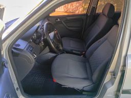 https://img.olx.com.br/thumbs256x256/99/995660783523501.jpg