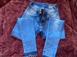 Título do anúncio: Calça jeans Código civil 38
