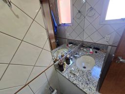https://img.olx.com.br/thumbs256x256/99/997502766859366.jpg