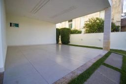 https://img.olx.com.br/thumbs256x256/99/999505394934313.jpg