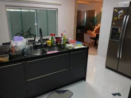 https://img.olx.com.br/thumbs256x256/99/999583394218027.jpg