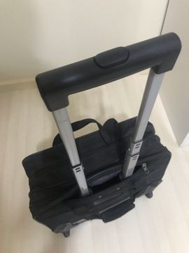 Vendo mala executiva em nylon, marca Targus, original