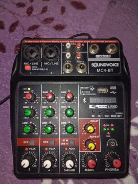 Mesa interface SoundVoice MC4-BT 300 reais