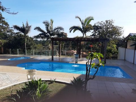 Sítio em Contagem com piscina, sauna e área de churrasco para final de semana ou evento