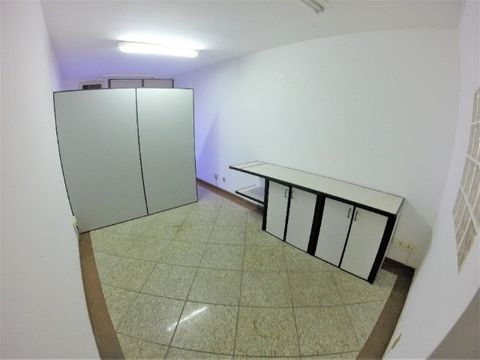 Oportunidade! Vendo Sala Comercial com 30m² em Santa Lúcia - R$ 130.000,00