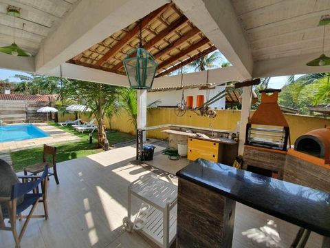 Casa com Piscina em Condomínio no Guarujá Temporada -Ao lado do pier.