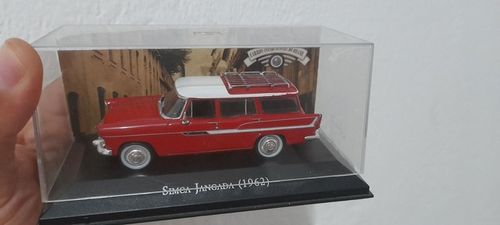 Miniatura simca jangada na escala 1/43