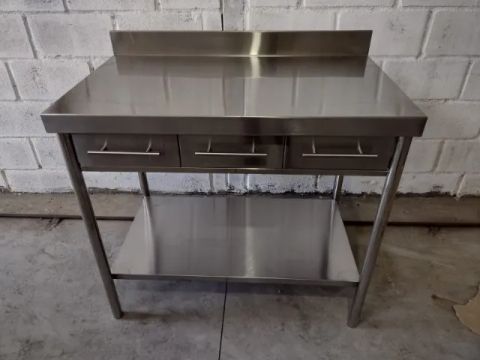 Mesa em aço Inox com gavetas  ( Fabricamos sob medida)
