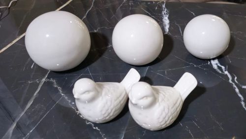 Kit de Decoração com 5 Peças em Porcelana Branca