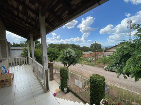 DUAS ALVENARIAS EM TERRENO DE ESQUINA
