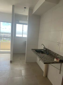 Apartamento com 2 quarto um sendo suíte