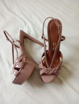Sandália Santa Lolla