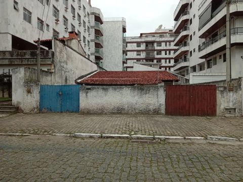 CASA 3 QUARTOS JUNTO PRAIA DO FORTE