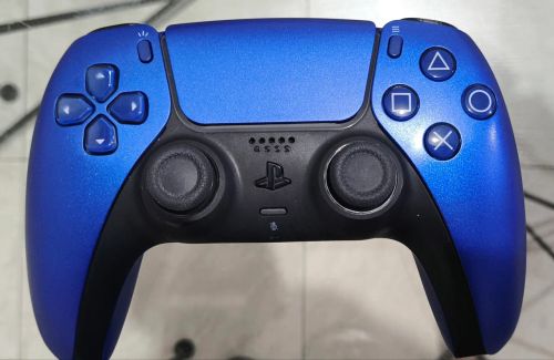 Controle PS5 Azul - em perfeitas condições, caixa e nota fiscal com pouco tempo de uso