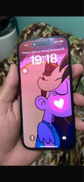 Vendo esse iPhone 15 128g