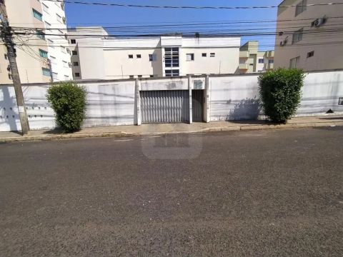 Apartamento Padrão em Uberlândia