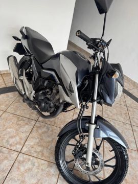 Titan 160