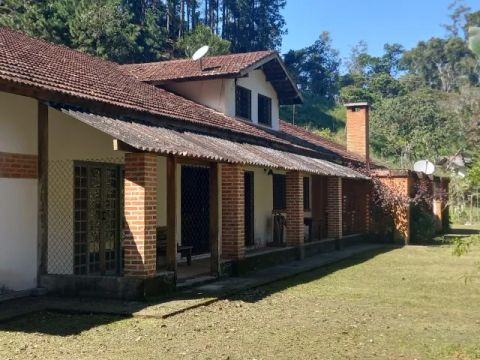 Sítio de 13 Alqueires Vendo  e Aceita Permuta Natividade da Serra  Escriturado  registrado