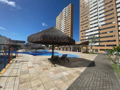 Condomínio Estrela de Natal - andar alto - R$ 2.500,00 Incluso taxas