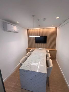 Venda de Estrutura Completa em Sala Comercial - Ótima Localização