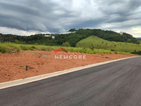 Lote em Rua Serra do Bocaina - Loteamento Parque Residencial Serras de Atibaia II - Atibai