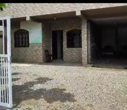 Casa para temporada em ótima localização!