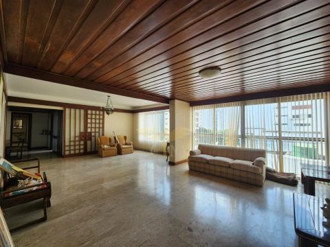 Apartamento 4 Quartos Em 230M² E 1 Vaga De Garagem Na Graça. K2TBEH