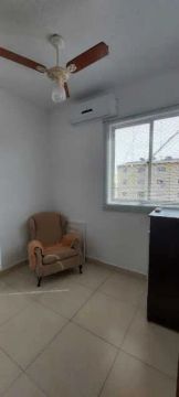 Apartamento : Padrão / Residencial / Porto