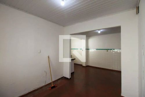 Casa à Venda - Jardim Teresa, 2 Quartos, 184 m2