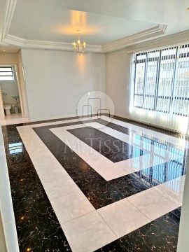 APARTAMENTO com 3 dormitórios à venda com 159m² por R$ 615.000,00 no bairro Mercês - CURIT