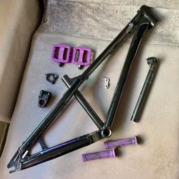 Quadro GIOS Dirt Jump + Peças (OPORTUNIDADE)