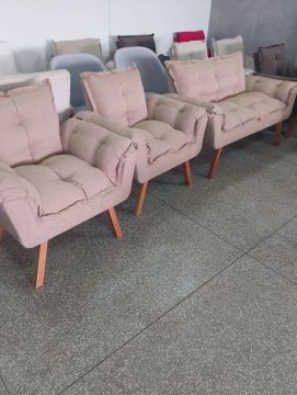 Poltronas de Design Moderno - Conforto e Elegância para sua Casa