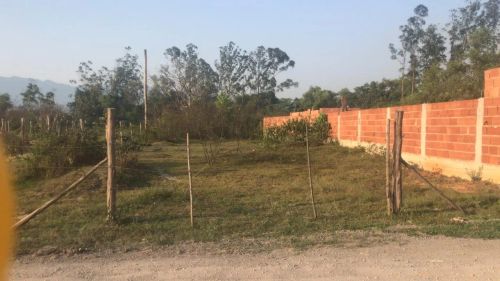 Terreno próximo a Tingua 