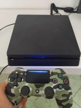 Ps4 slim