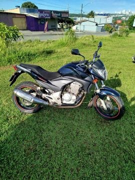 Vendo Honda CB 300 