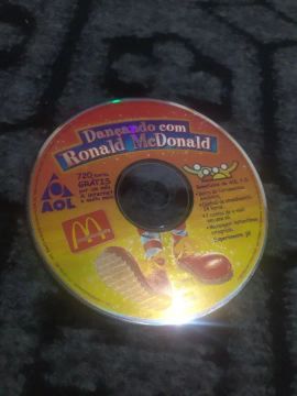  CD Dançando com Ronald Mcdonald - AOL - 720 horas GRÁTIS!