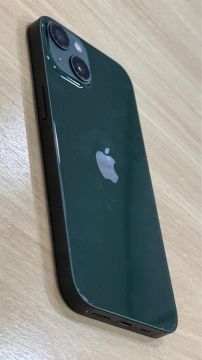 Apple iPhone 13 (128 GB) - Verde