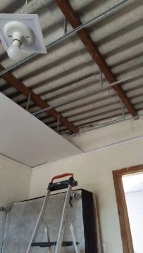 Forro pvc e portas de madeira em geral